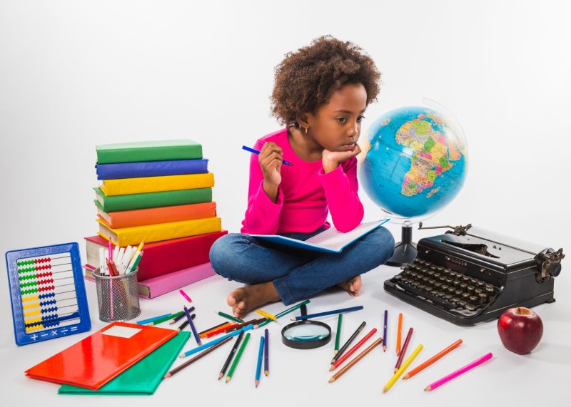 How Parents Can Choose the Right Learning Resources for Their Child at Home and Abroad